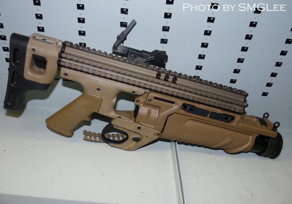 Entramos en la «armeria» de los Navy SEALs Fauerzaesp